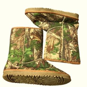 Realtree Girl Xtra Camouflage Ladies Mukluk Boots - Licensed Camo Carson Sz 7